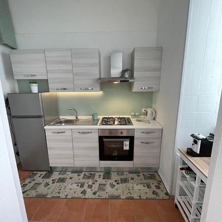 La Casa Di Santa' Apartment Наполи Екстериор снимка