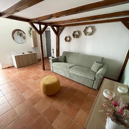 La Casa Di Santa' Apartment Наполи Екстериор снимка