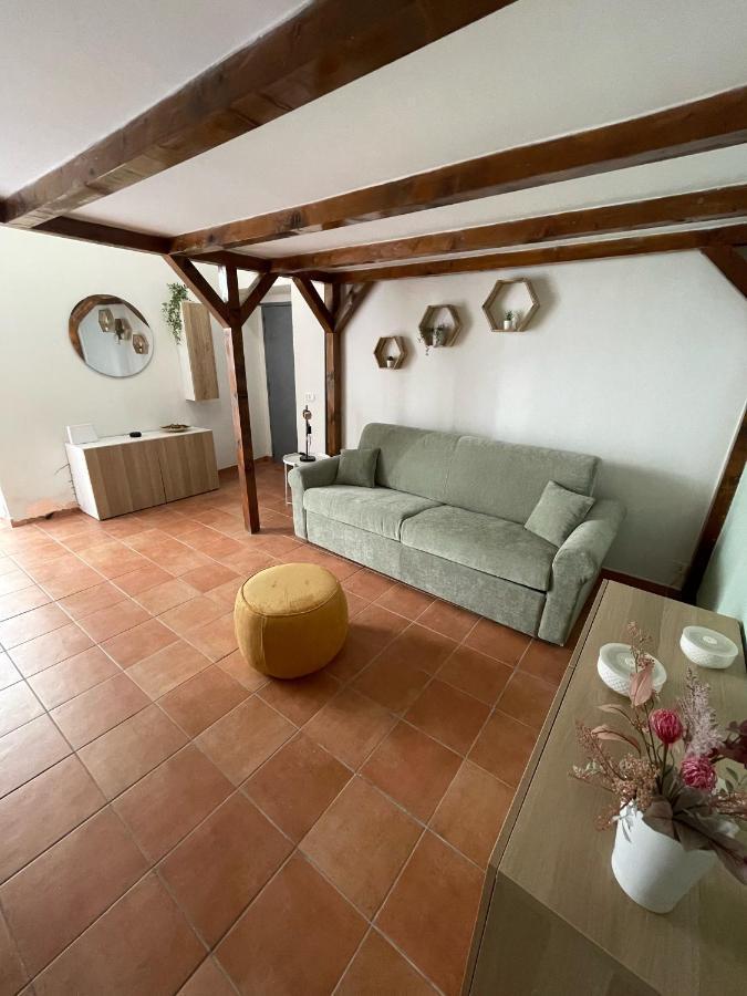 La Casa Di Santa' Apartment Наполи Екстериор снимка
