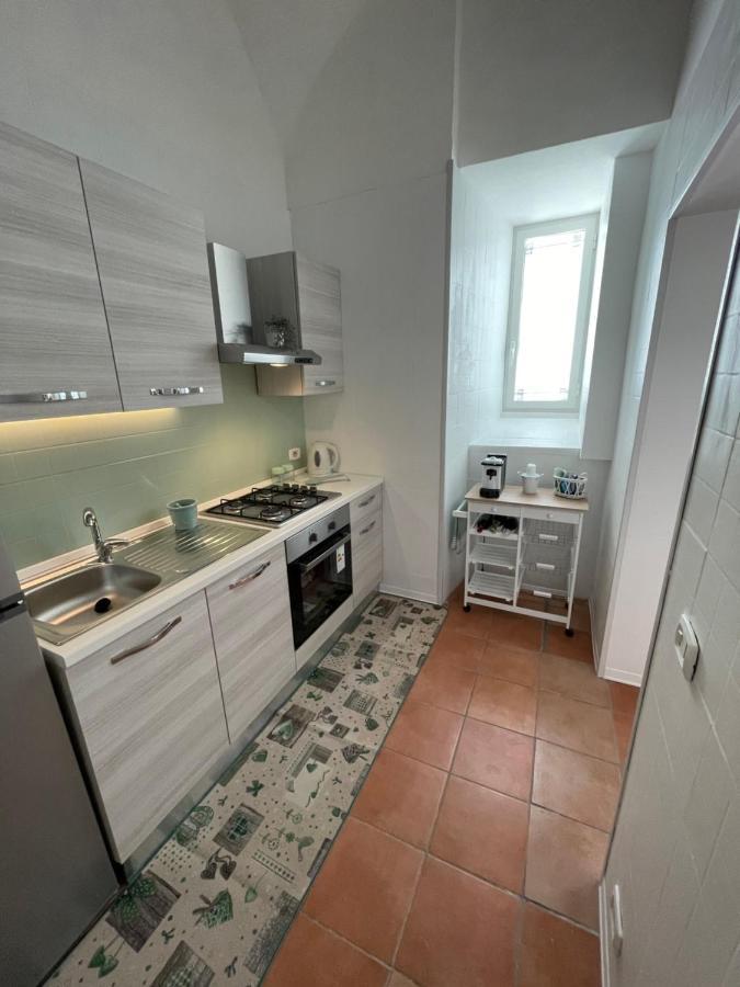 La Casa Di Santa' Apartment Наполи Екстериор снимка